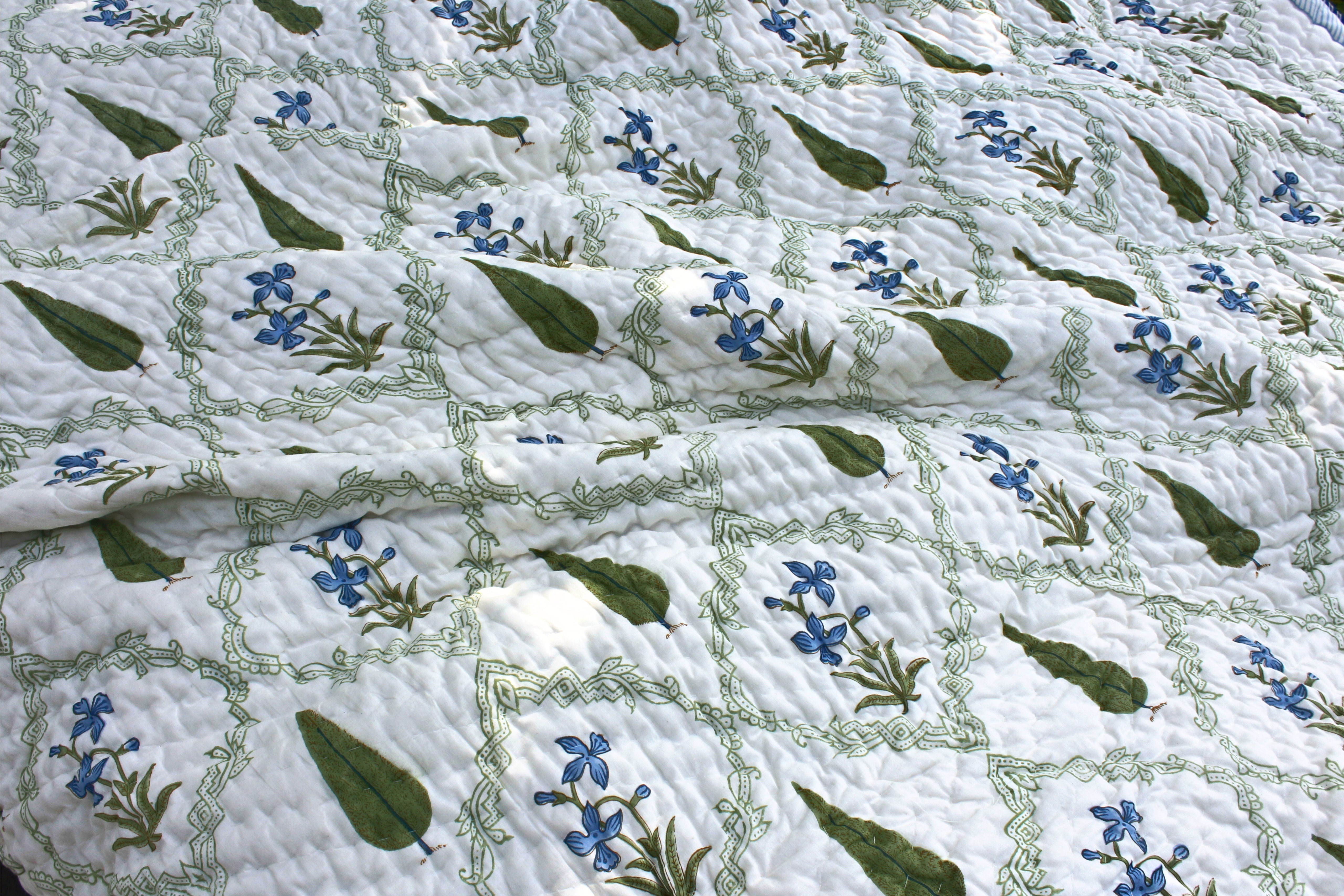 Organic Mulmul Cotton Quilt - Neel Vatika