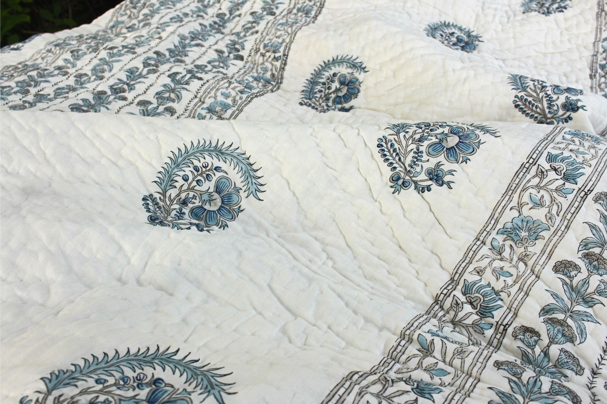 Organic Mulmul Cotton Quilt - Neel Vatika