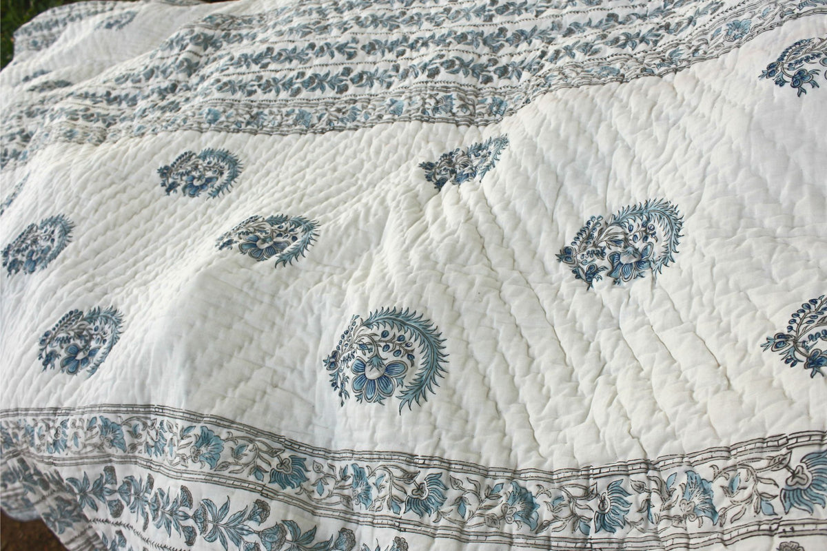 Organic Mulmul Cotton Quilt - Neel Vatika