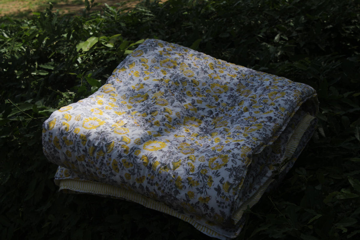 Organic Mulmul Cotton Quilt - Sunheri